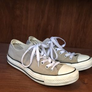 Converse in the color gray